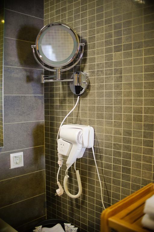 Voyage Hotel Karaganda Zewnętrze zdjęcie