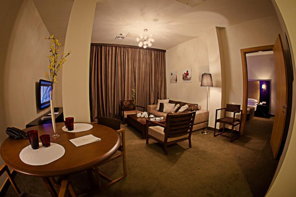 Voyage Hotel Karaganda Pokój zdjęcie